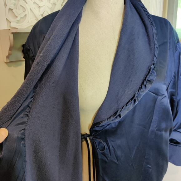 Vintage VS Blue Fleece Lined Satin Robe, XS/S - Picture 4 of 11